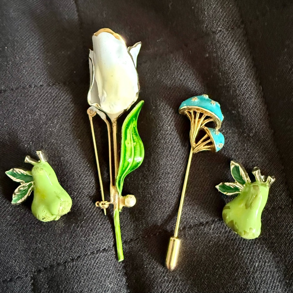 Lot of 4 vintage enamel pins
